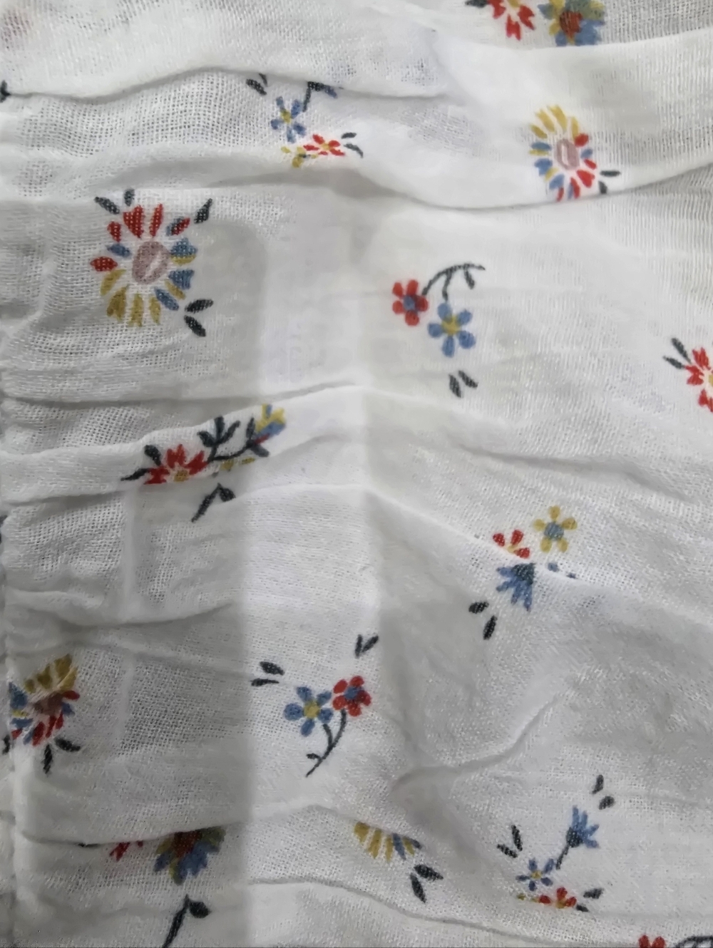 American Eagle White Floral Ruched Halter Crop Top Size L NWT - Picture 3 of 6